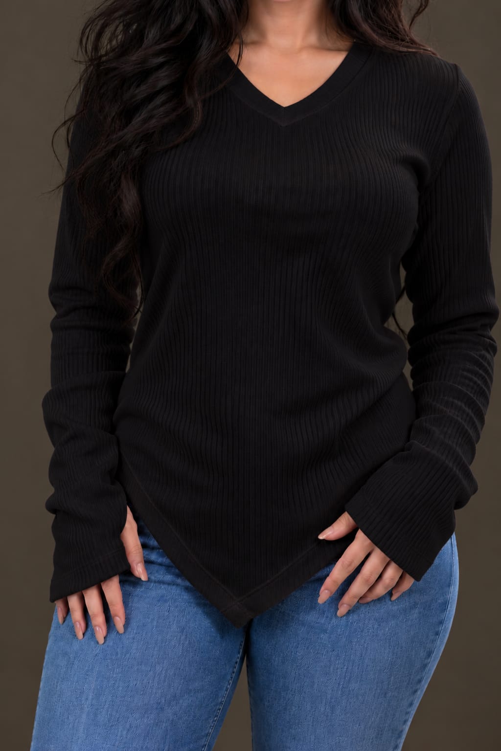 Basic Ribbed Pullover in Black